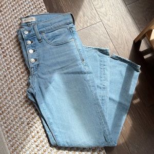 Light Wash Madewell skinny jeans